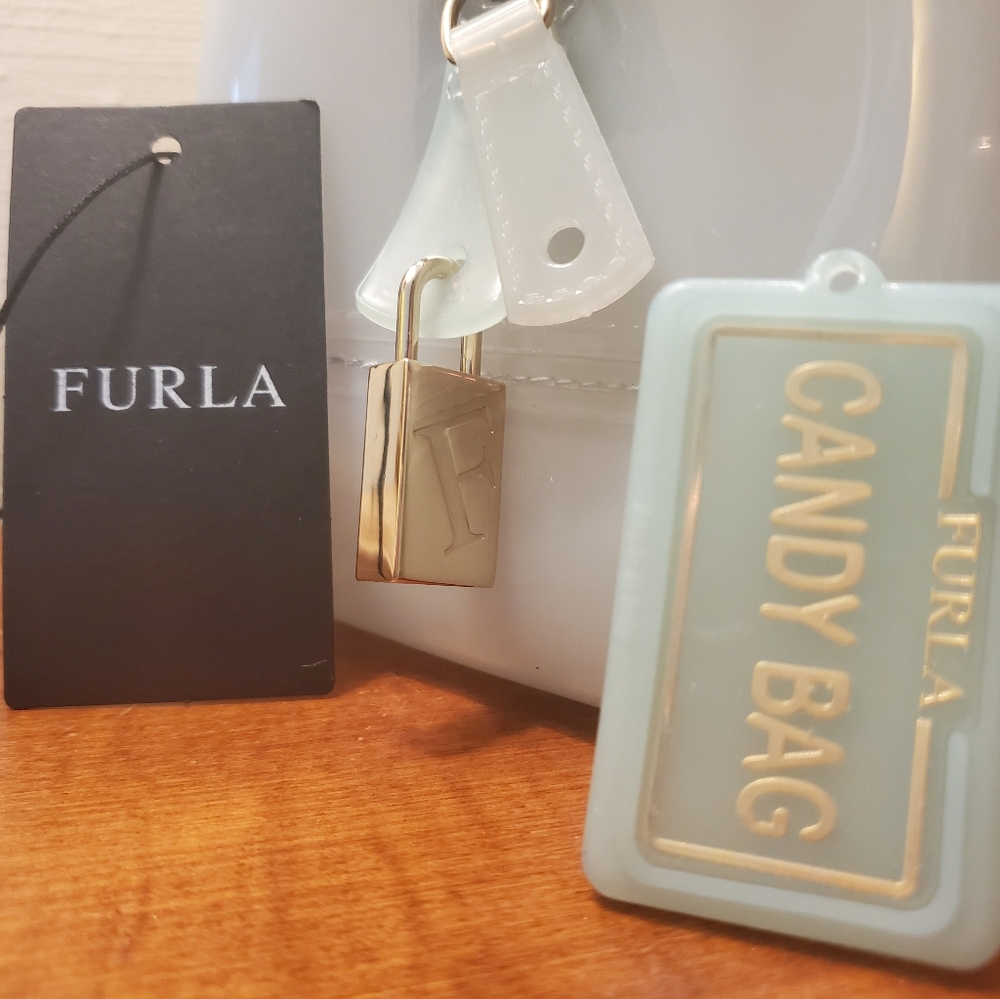 🤩 Mint Green Furla Candybag 🤩